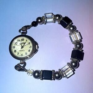 Swap Women's Quartz Analog Wristwatch Beaded Bracelet White Dial Silver Case